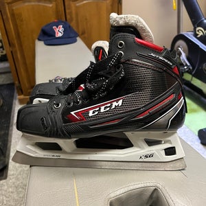 2019 CCM Jetspeed FT2 Hockey Goalie Skates Regular Width 9.5 (Used)
