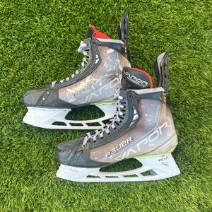 Bauer Vapor Hyperlite Hockey Skates 10.5 (Used)