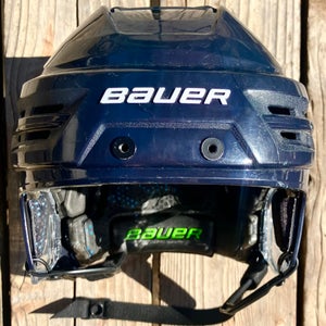Medium Bauer Re-Akt 85 Helmet (Used)