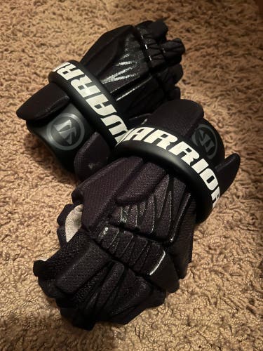 Warrior Burn Next Lacrosse Gloves Extra Small (Used)