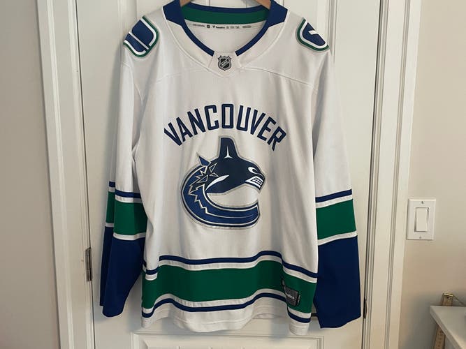 Authentic Fanatics Breakaway Vancouver Canucks Away White Jersey Size 2XL