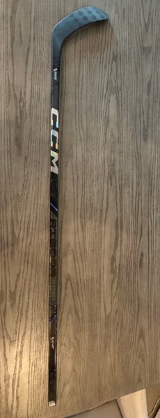 Senior CCM RibCor Trigger 9 Pro Left Hand Hockey Stick P28 (Used)