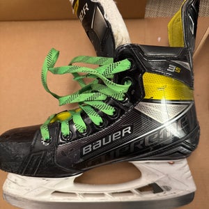 Bauer Supreme 3S Hockey Skates Size 4.5 (Used)