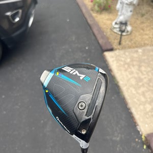 TaylorMade Sim 2 Max Right Handed Driver Stiff Flex 10.5 Loft (Used)