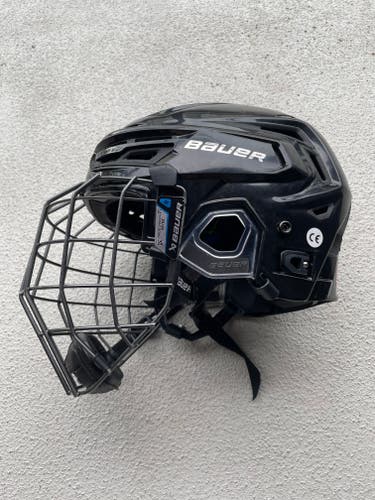Bauer RE-AKT 155 Helmet Cage Combo – Black, Medium (Used – Like New)