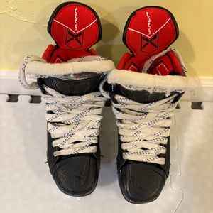 Bauer Vapor X5 Pro Hockey Skates Regular Width Size 3 (Used)
