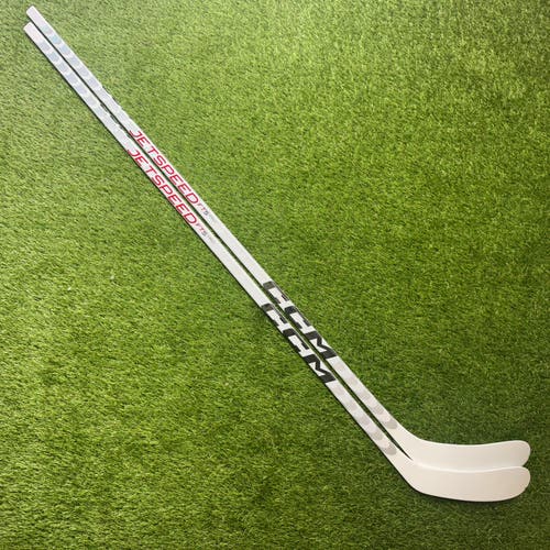 2 Pack-CCM Jetspeed FT5 Pro Hockey Sticks-White-RH 90 Flex P28 (New)