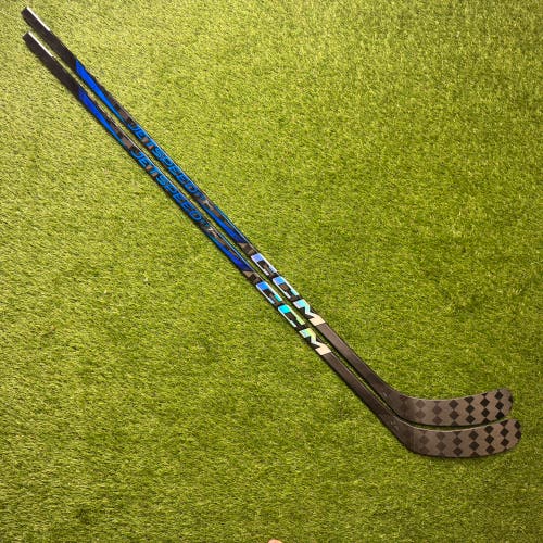2 Pack-CCM Jetspeed FT7 Pro Hockey Sticks-RH 85 Flex P29 (New)