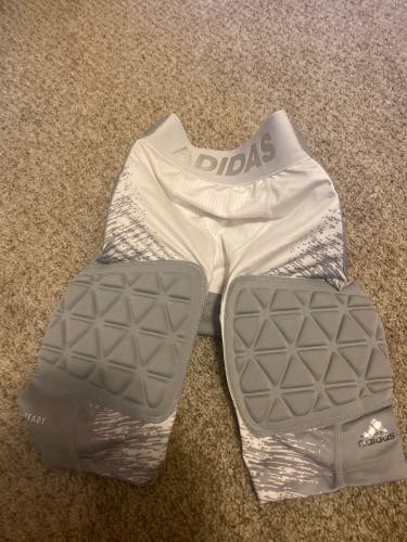 Small Youth Adidas compression padded (never used)