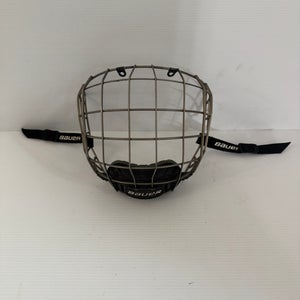 Used Medium Bauer FM7500 Silver Cage