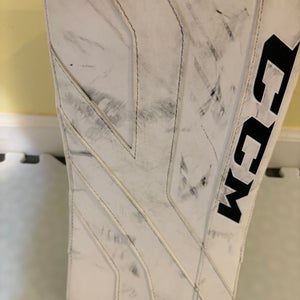 CCM Axis 1.5 Regular (Used) Size Junior White