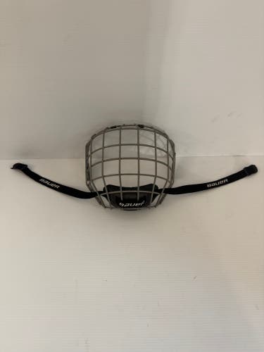 Used Medium Bauer Profile I Silver Cage