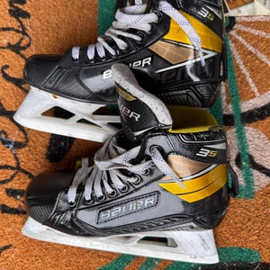 Bauer Supreme 3S Hockey Goalie Skates - Size 7 regular width - shipping discount offered!