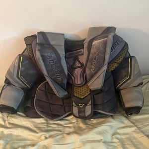 Small Bauer Mach Goalie Chest Protector (Used)