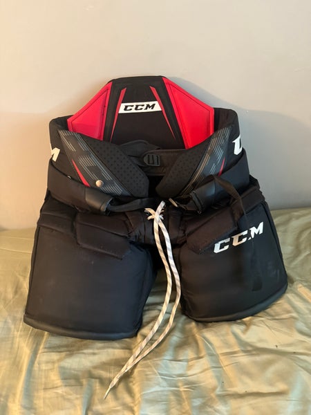 Senior Medium CCM Axis 1.9 Hockey Goalie Pants