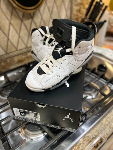 Kid's 4.5Y (Big Kids / Youth) Jordan Shoes (Used)