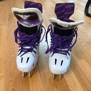 2025 Mission Inhaler FS 2 Hockey Skates Regular Width (Used)