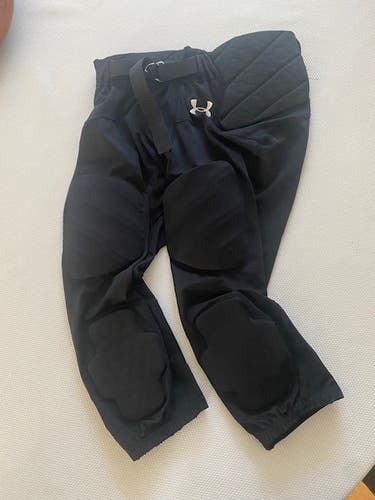 Under Armour Gameday Armour Football Pants - Youth XL (Used)