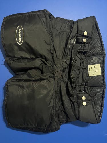 Priced to Sell - Vaughn Vision 700 Goalie Pants Int Med