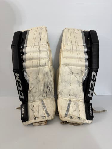 Used Size 26" + 1" CCM Extreme Flex 760 Goalie Leg Pads White/Grey/Black