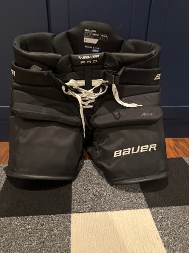 Senior Medium 2023 Bauer Pro Hockey Goalie Pants Pro Stock (New)