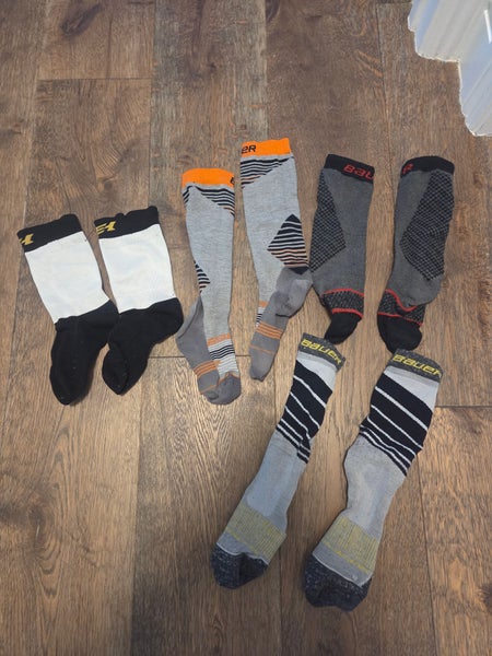 SET OF FOUR Unisex Small (Junior) Bauer Skate Socks (Used)