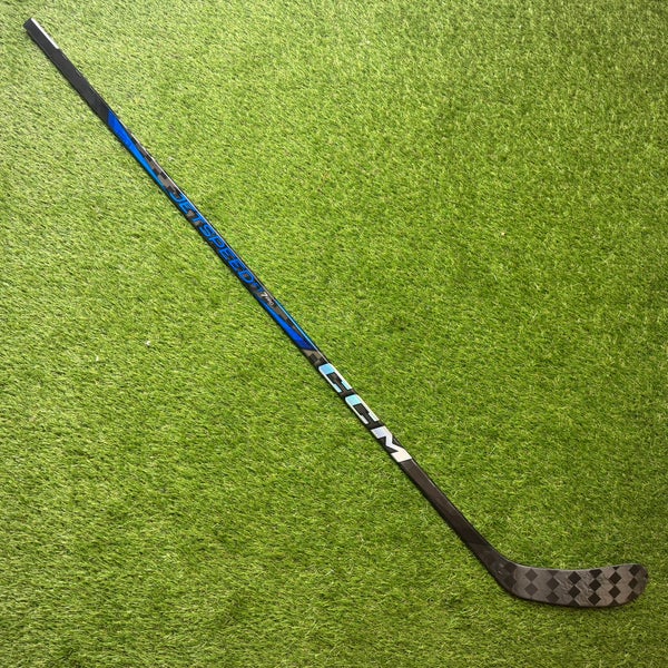 Single-CCM Jetspeed FT7 Pro Hockey Sticks-RH 90 Flex P28 (New)