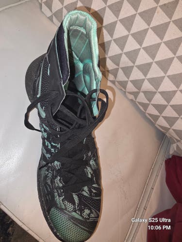 Men's Size M 10.0 (W 11.0) Nike Shoes (Used)