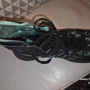 Men's Size M 10.0 (W 11.0) Nike Shoes (Used)