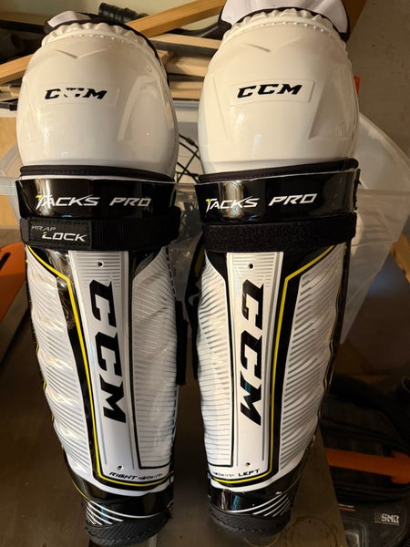 CCM Tacks Pro Shin -17"