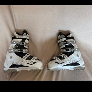 Women's Salomon All Mountain 6 Divine Ski Boots (Used)