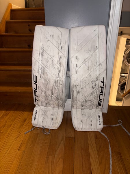 Hzrdus 9x4 Goalie Leg Pads (dm before purchase)