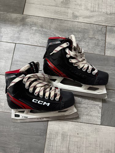 CCM EFLEX 6.5 Hockey Goalie Skates Size 4 (Used)