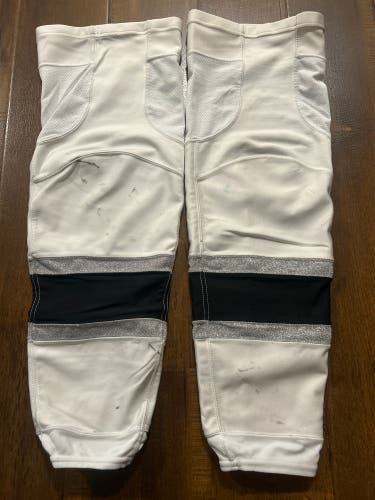 Los Angeles Kings (Away) - Large Adidas Socks Pro Stock (Used)