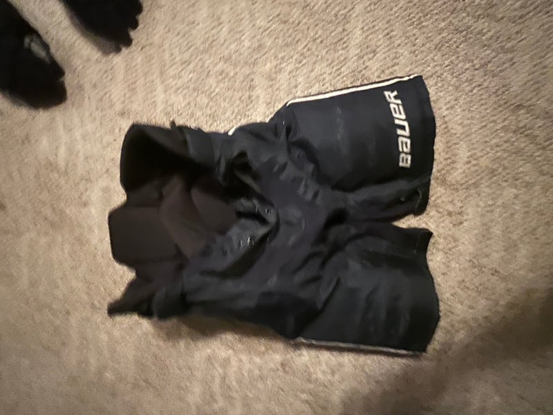 Youth XL Bauer Custom Pro Hockey Pants (Used)