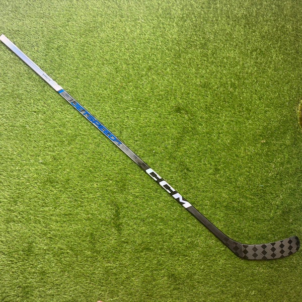 Single-CCM Jetspeed FT6 Pro Hockey Sticks-RH 80 Flex P90TM (New)