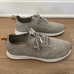 Men's Size M 10.5 (W 11.5) True Golf Shoes (Used)