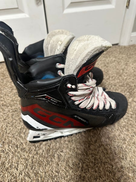 CCM Jetspeed FT680 skates NEW BLADES WITH SKATE GARDS size 6.5 (Used)