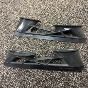 Bauer goalie holders and steel size 8 (New)