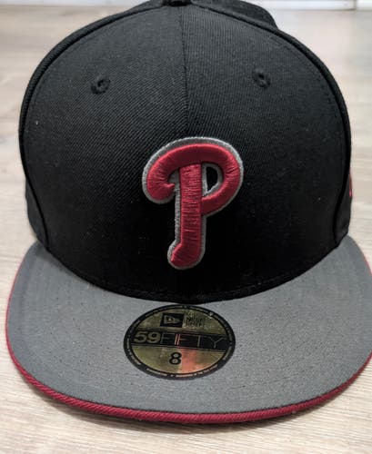 Phillies New Era Hat Men's 8 (Used)