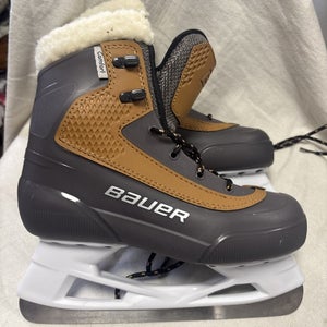 Junior Size 4 Bauer Whistler Comfort Ice Hockey Skates