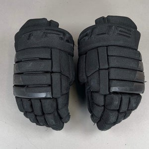 True A Series Black Junior 11" Hockey Gloves