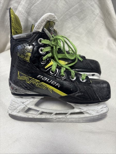 Junior Youth Size 13.5 Bauer Vapor X4 Ice Hockey Skates