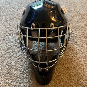Van Veldon CCM branded Senior Large Goalie Mask (Used)