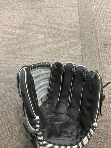 Used Wilson A500 BB/SB Glove LH Throw Black 12 1/2" 11614-S000220072