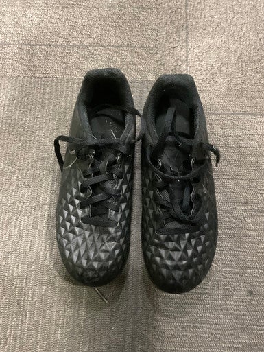 Used Nike Soccer Cleats Black Junior 04 11614-S000220046