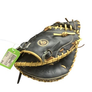 Used Bradley BANDITO 32INCH RHT CATCHERS MITT BB/SB Catchers RH Throw Black 32" 11479-S000402001
