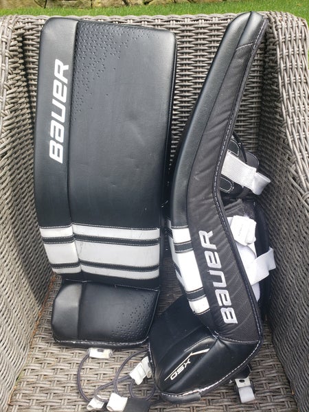 Junior Medium 2021 Bauer S20 GSX Goalie Leg Pads (Used)