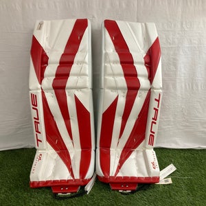 White 33" Senior True Catalyst 7X3 Goalie Leg Pads (Used)
