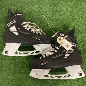 Senior True Catalyst 9X4 Hockey Skates Wide Width 9 (Used)